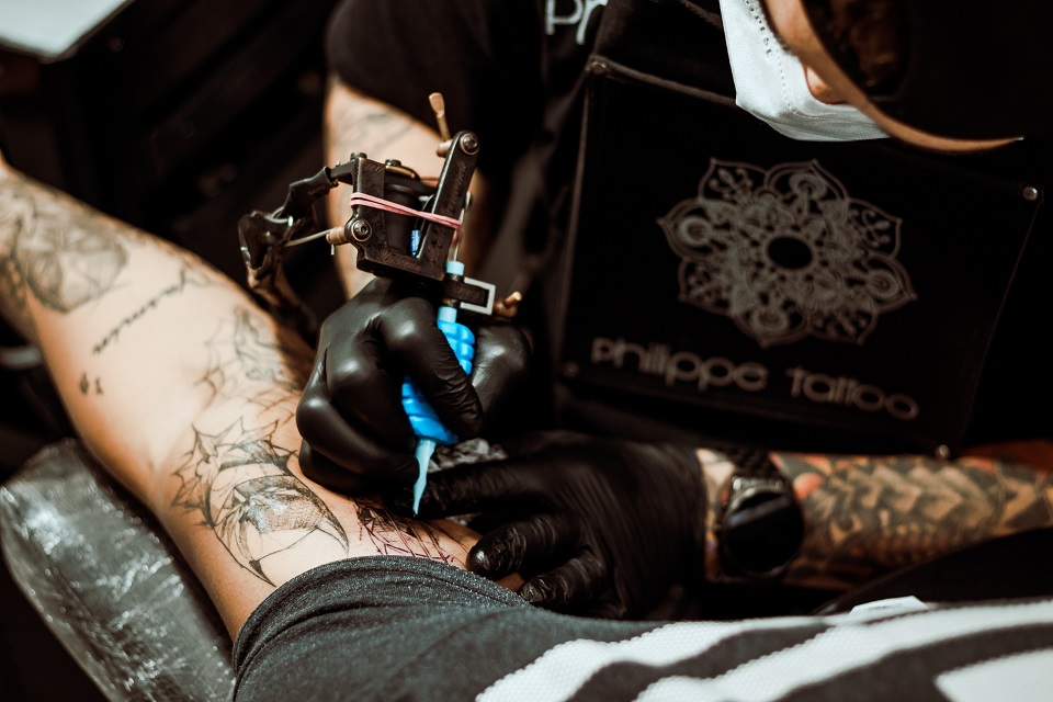 Ways To Identify The Areas Of A Tattoo That Hurt The Most & Least