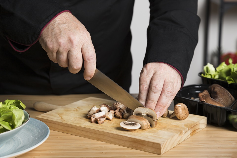 Mastering Culinary Precision: Selecting The Ideal Cutting Tool