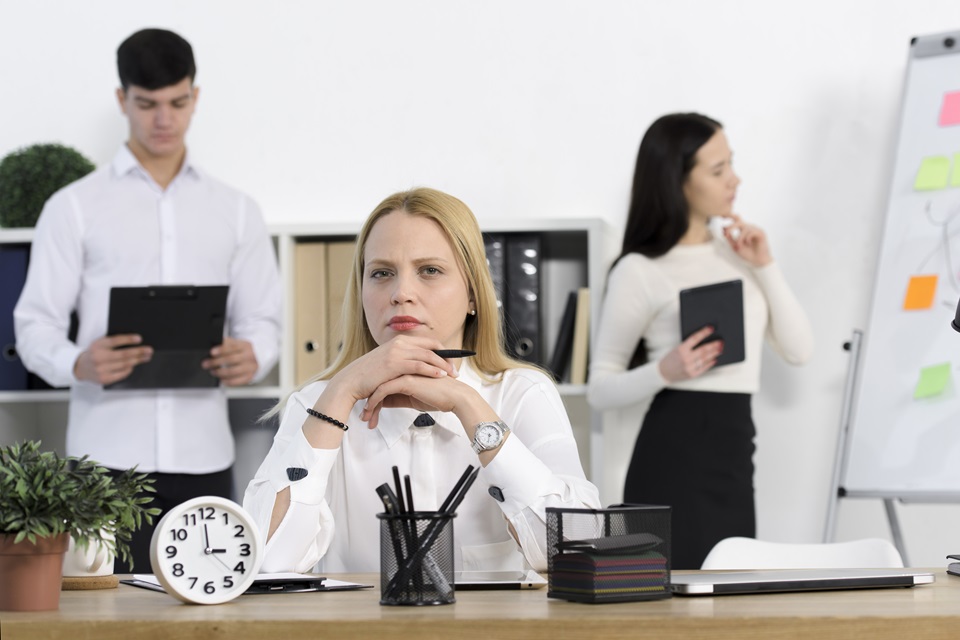 4 Best Employee Time & Attendance Solutions: Tips For Optimal Efficiency