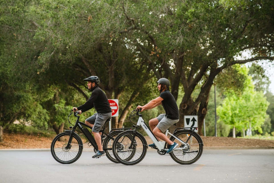 KBO Breeze: A Versatile & Budget-Friendly Commuter E-Bike