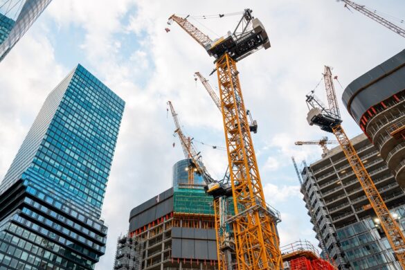 Role Of Cranes In Modern Urban Construction