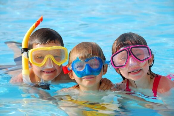 Snorkelling Safely With Your Kids