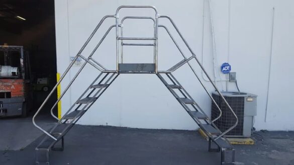 Rolling Ladders